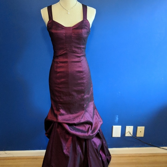 Jessica McClintock Dresses & Skirts - 🤩FLASH sale Jessica McClintock long satin gown